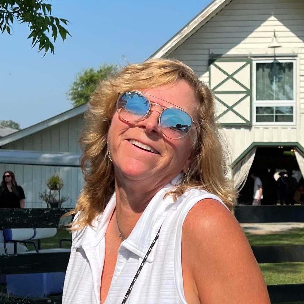 Meet your Posher, Melissa